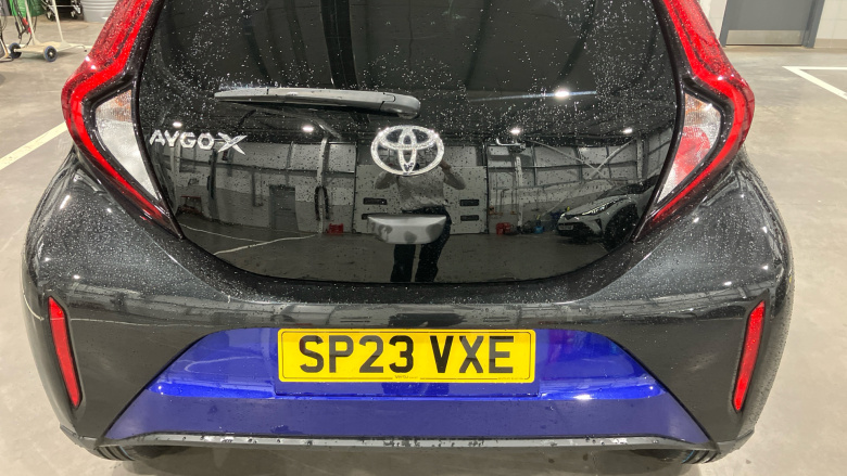 Toyota Aygo X 1.0 VVT-i Edge 5dr Petrol Hatchback